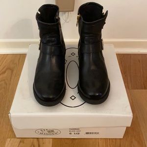 Used with box | Steve Madden | size: 6.5